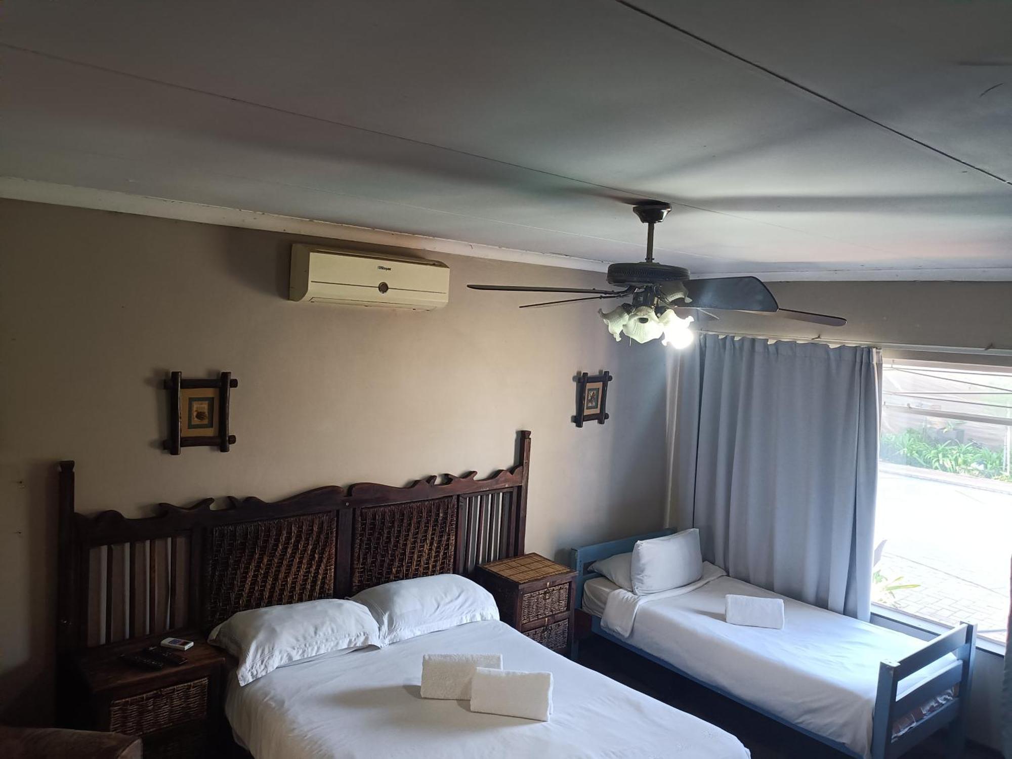 Ay Jay'S Guesthouse Bloemfontein Ngoại thất bức ảnh